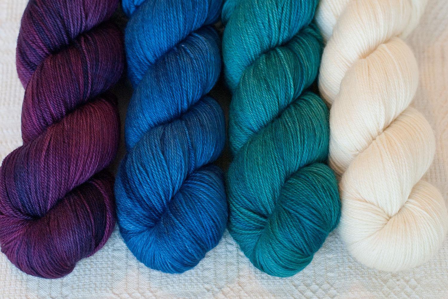 Vivid: Only Yarn in the Building MKAL Set