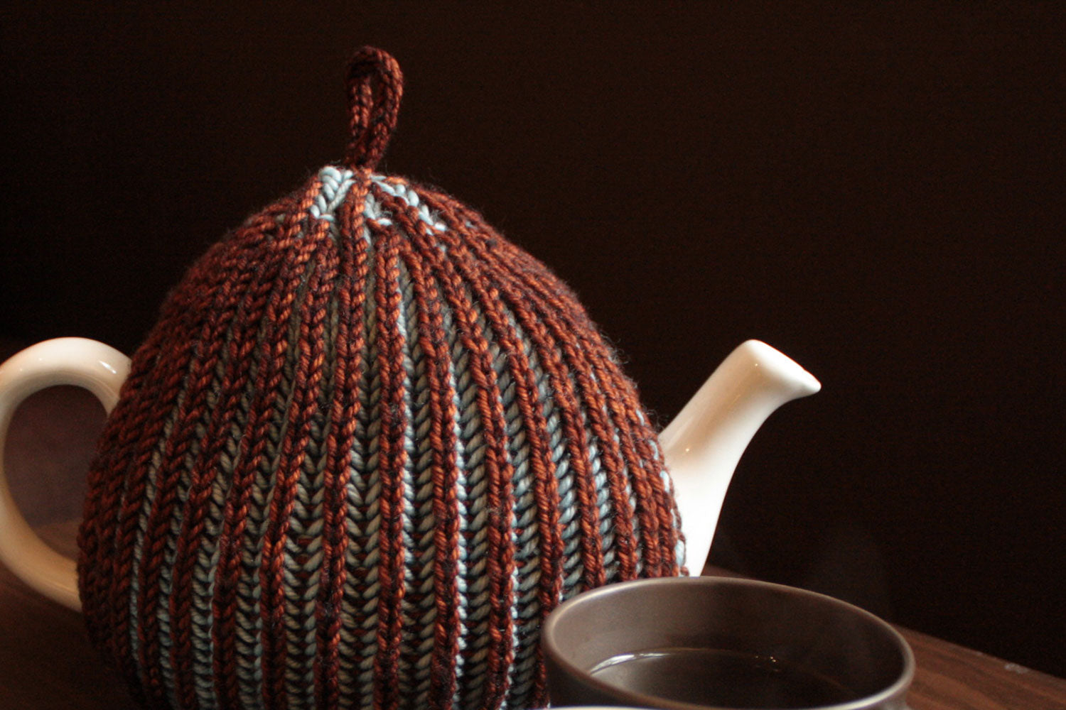 Cinnamon Brioche Tea Cozy Knitting Kit