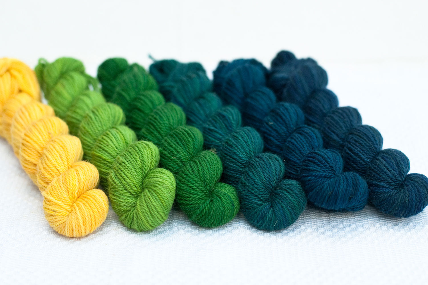 Pre-order: Elora - set of 6 mini-skeins
