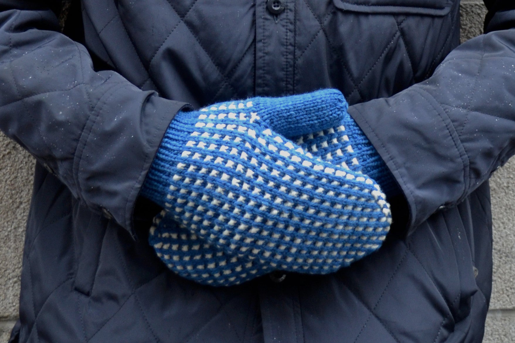 Frost and Twilight Mitts