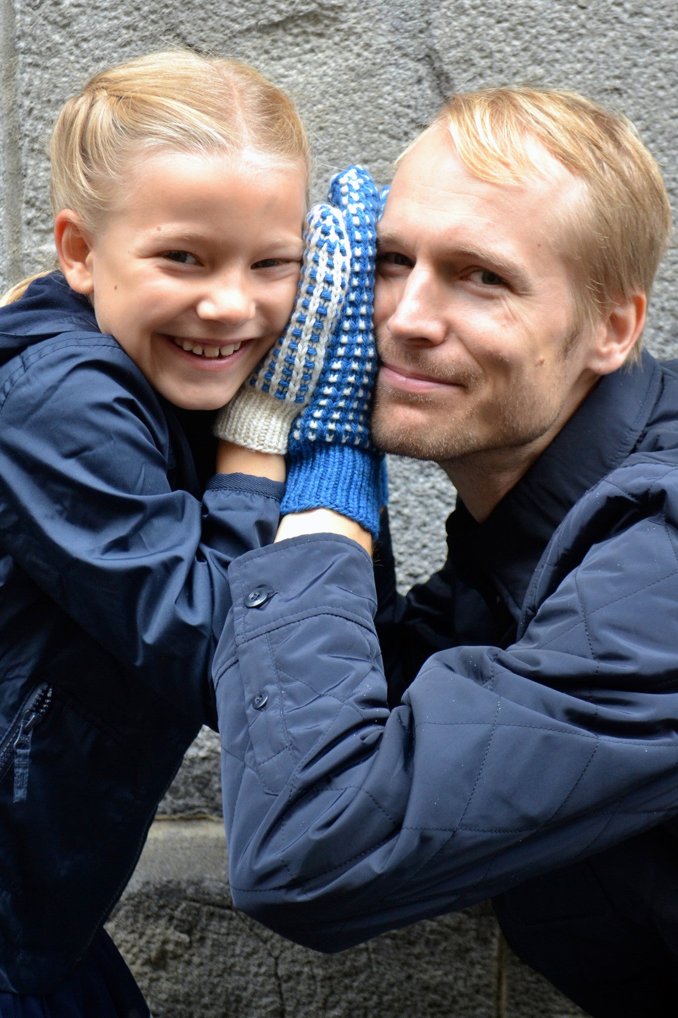 Frost and Twilight Mitts