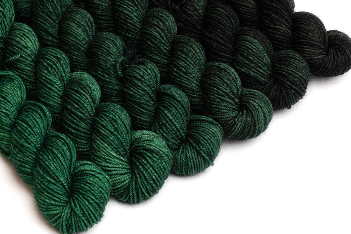 Crescendo hand-dyed gradient yarn set - Black Spruce