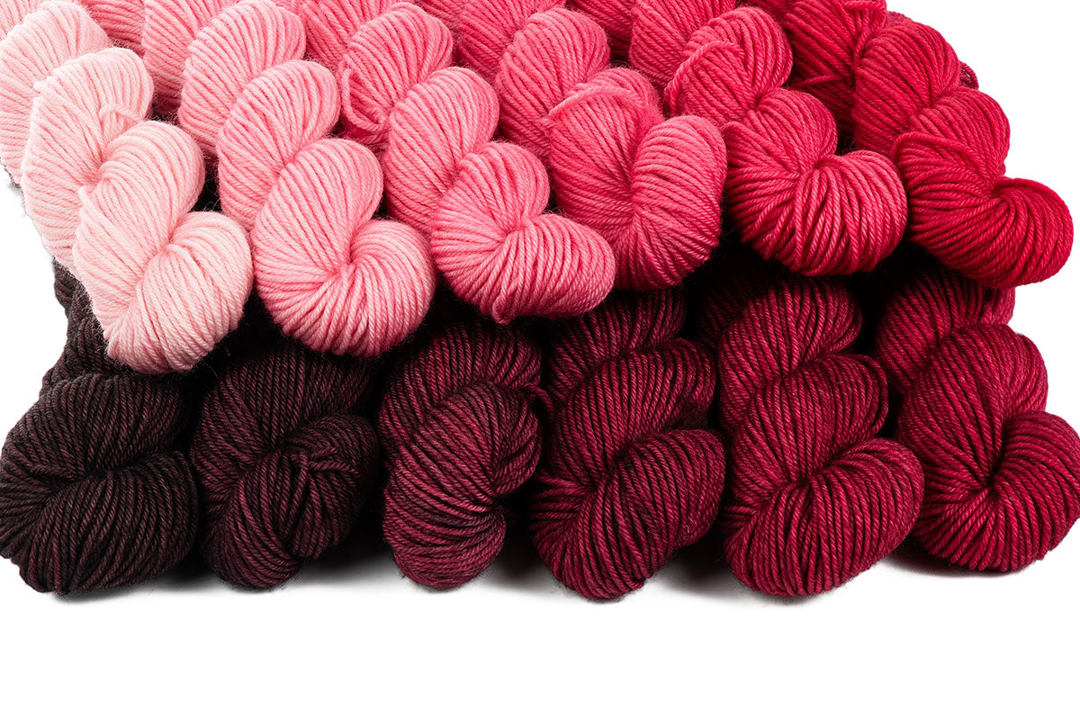Crescendo hand-dyed gradient yarn set - Pretty in Pink + Black Rose