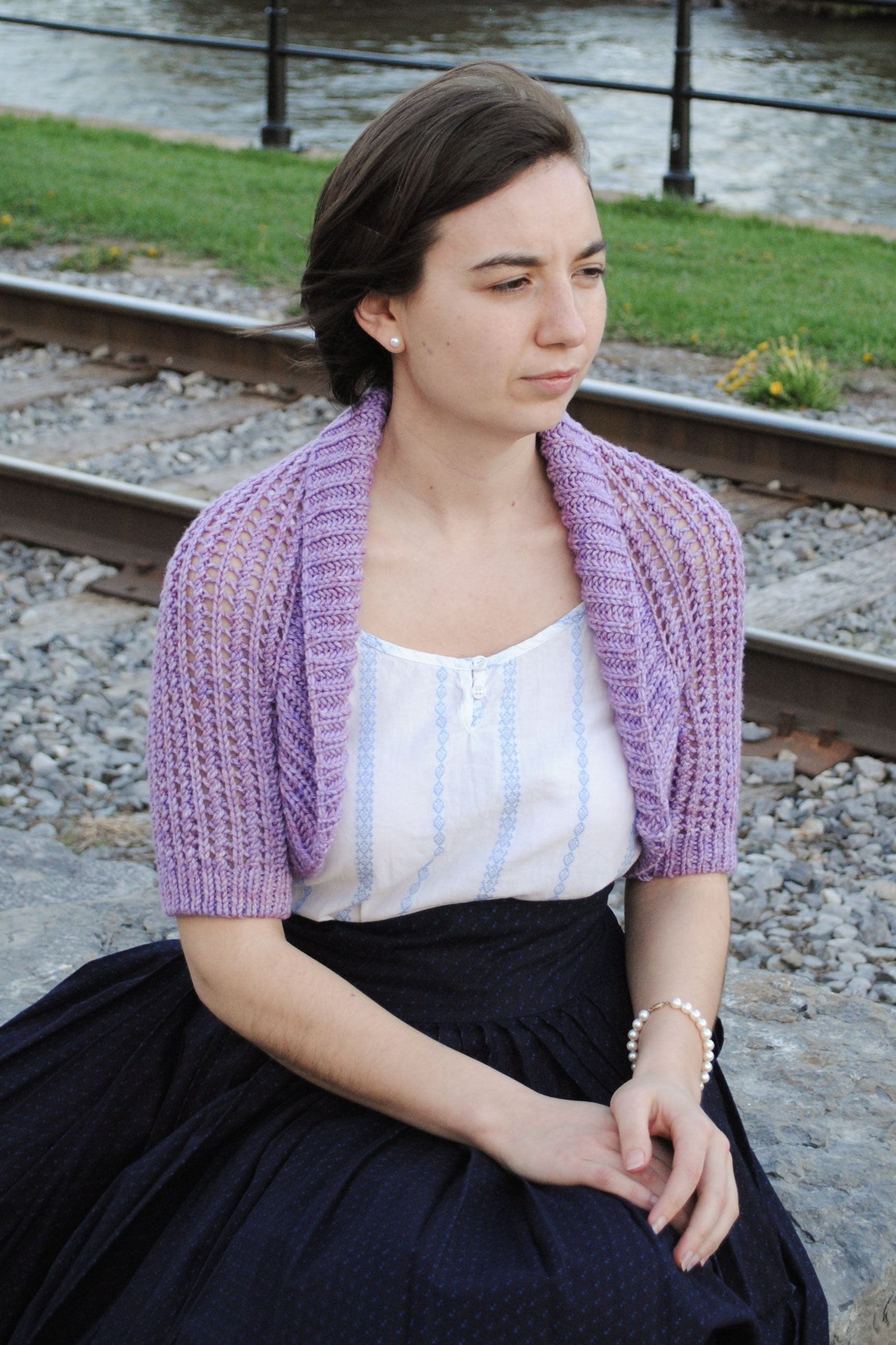 Vintage shrug knitting pattern with shawl collar